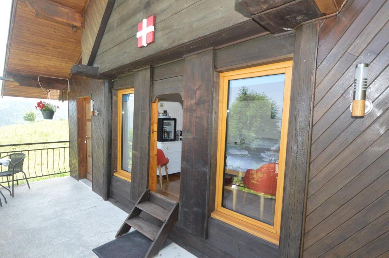 Le Petit Chalet-Leard Jarrier Экстерьер фото